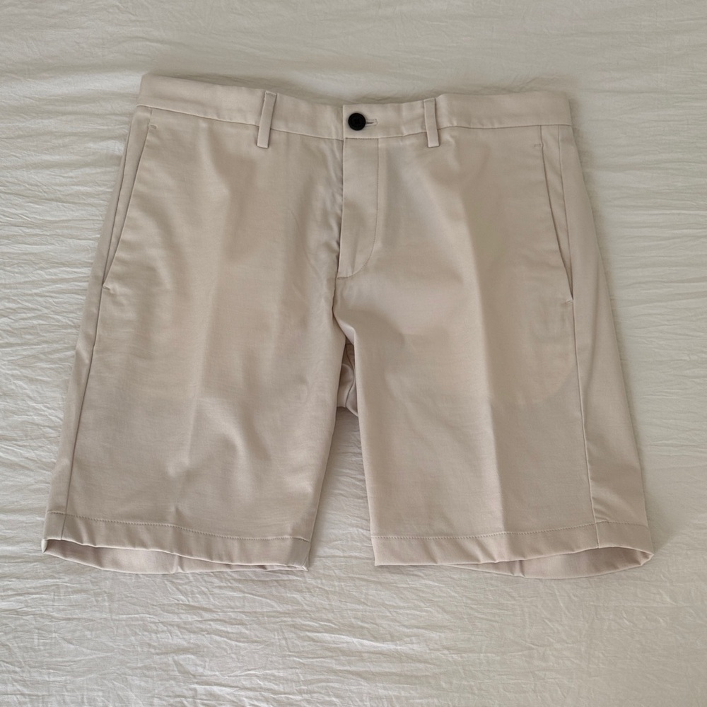 Theory Beige Flat Front Men's Shorts